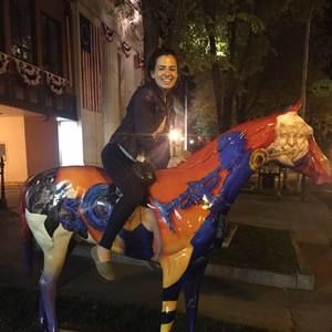 Meet your Posher, Daniela